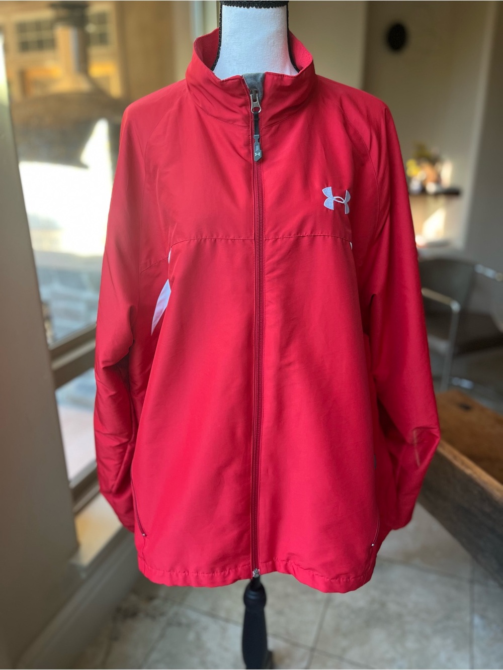 Under Armour Men Red Full-Zip Lightweight Jacket XL
